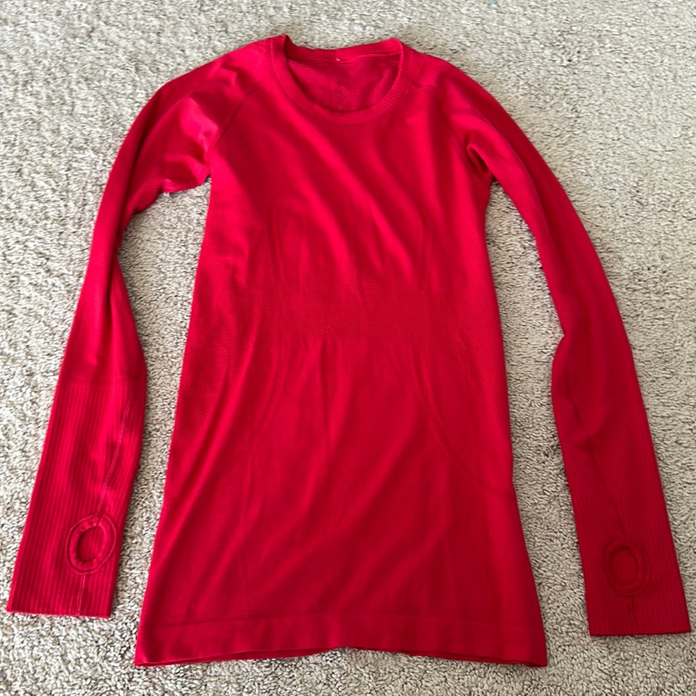 Lululemon swiftly tech